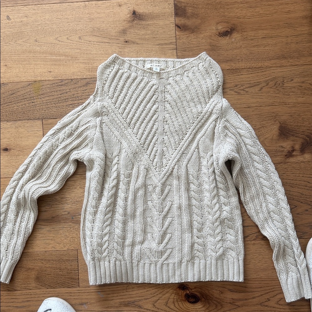 Miami Cream V-Neck Cable Knit Sweater